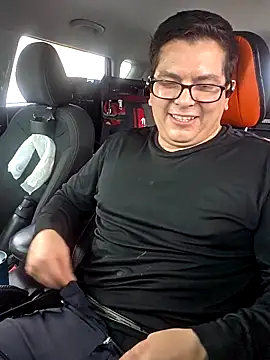 Snapshot of lucho8690 chatting on September 2025 09:15:01 PM lucho8690 online show from September 2025 09:15:01 PM