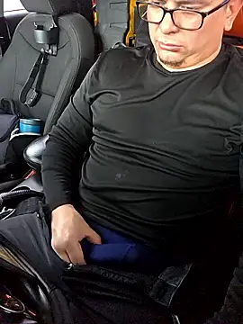 Snapshot of lucho8690 chatting on October 2025 09:17:02 PM lucho8690 online show from October 2025 09:17:02 PM