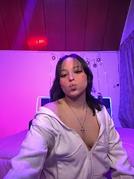 Eymmy 24 online show from November 2025 11:48:02 PM