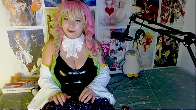 Snapshot of Lil-La chatting on November 2025 02:47:02 AM Lil-La online show from November 2025 02:47:02 AM