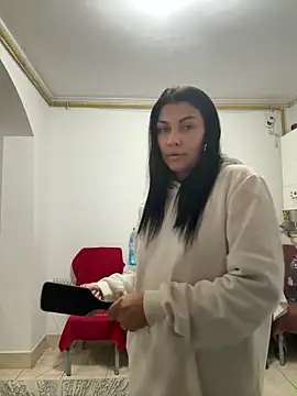 MiaKiittyy online show from September 2025 09:47:02 PM