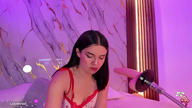 alicecute77 online show from September 2025 02:22:02 AM