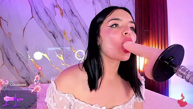 alicecute77 online show from February 2026 12:39:01 AM