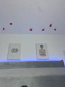 Aleja ruizz online show from February 2026 10:23:01 AM