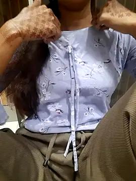 Aarti-kumri online show from October 2025 02:17:02 PM