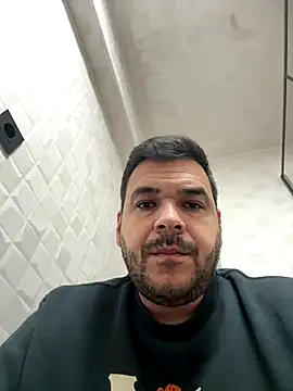 Snapshot of elvergon2023 chatting on October 2025 08:00:01 AM elvergon2023 online show from October 2025 08:00:01 AM