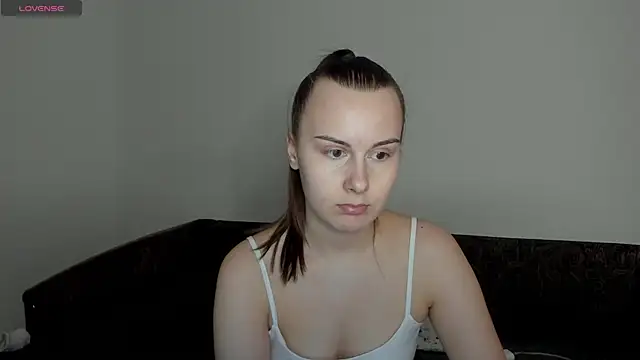 Kelly Cartier online show from March 2026 03:02:01 PM