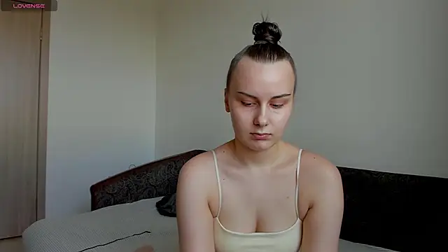 Snapshot of Kelly_Cartier chatting on June 2026 02:10:02 PM Kelly Cartier online show from June 2026 02:10:02 PM