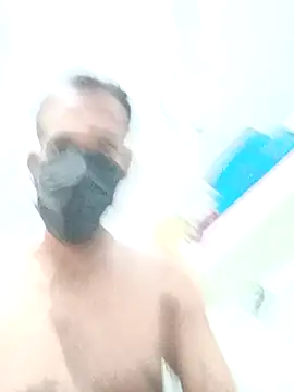 Snapshot of mayur_raaje chatting on September 2025 10:20:01 AM mayur raaje online show from September 2025 10:20:01 AM