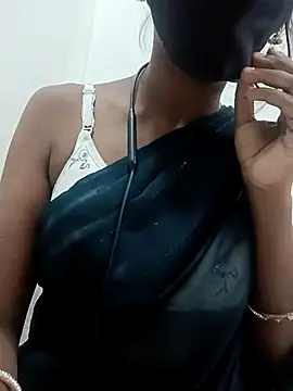 Snapshot of kavya-telugu84 chatting on November 2025 12:47:01 PM kavya-telugu84 online show from November 2025 12:47:01 PM