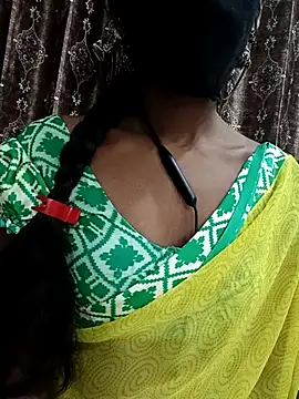 Snapshot of kavya-telugu84 chatting on November 2025 04:53:01 PM kavya-telugu84 online show from November 2025 04:53:01 PM