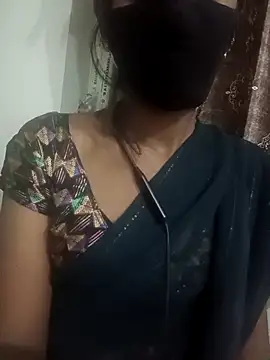 Snapshot of kavya-telugu84 chatting on December 2025 01:41:02 PM kavya-telugu84 online show from December 2025 01:41:02 PM