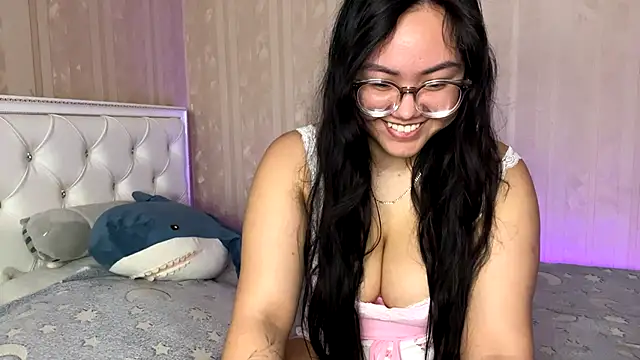 Snapshot of melanashake chatting on February 2026 09:10:02 AM melanashake online show from February 2026 09:10:02 AM