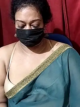 Snapshot of surekha-30 chatting on June 2026 06:09:01 PM surekha-30 online show from June 2026 06:09:01 PM