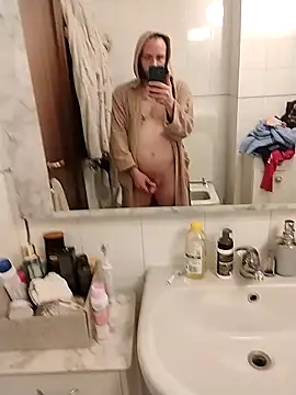 Snapshot of Baldassarre1990 chatting on January 2026 09:38:02 PM Baldassarre1990 online show from January 2026 09:38:02 PM