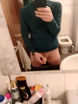 Snapshot of Baldassarre1990 chatting on January 2026 11:42:01 PM Baldassarre1990 online show from January 2026 11:42:01 PM