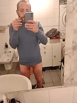 Snapshot of Baldassarre1990 chatting on March 2026 12:28:01 AM Baldassarre1990 online show from March 2026 12:28:01 AM