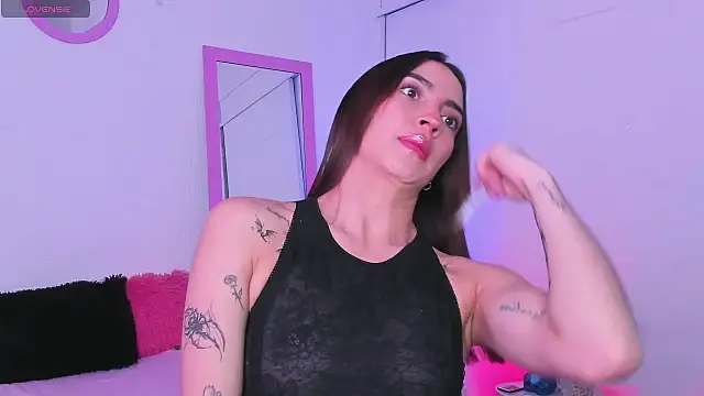 Snapshot of Aryane_art_ chatting on September 2025 05:57:02 PM Aryane art online show from September 2025 05:57:02 PM