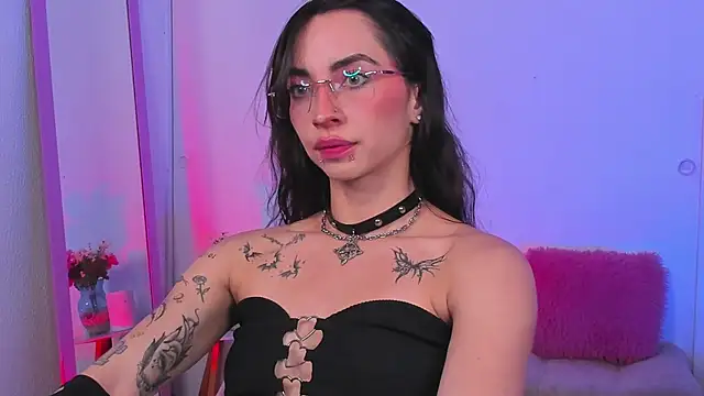 Snapshot of Aryane_art_ chatting on October 2025 05:50:02 AM Aryane art online show from October 2025 05:50:02 AM