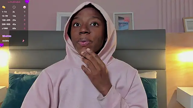  emma willliams  online show from October 2025 01:45:02 PM