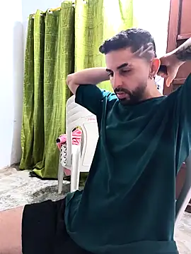 giannis090 online show from February 2026 03:38:02 AM