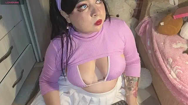 Lucycosplay777 online show from January 2026 09:53:02 PM