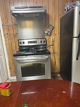 Snapshot of SlimSexxxy69 chatting on February 2026 01:33:01 AM SlimSexxxy69 online show from February 2026 01:33:01 AM