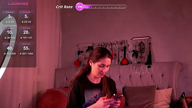 DahliaVonLure online show from May 2026 01:25:01 AM