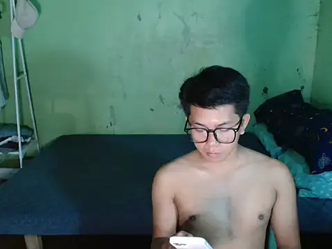 MichaelLearns2Suck online show from May 2026 01:47:02 AM