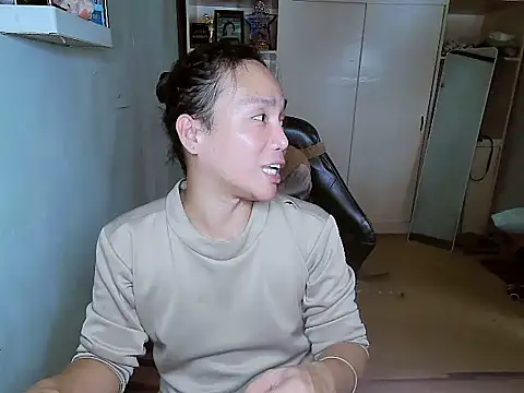 YourNikkieXxx online show from December 2025 07:06:02 AM