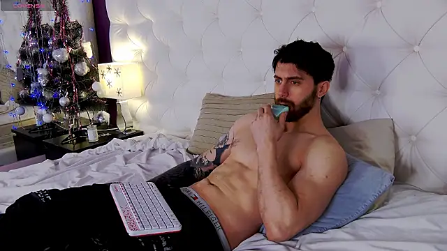 Oscar Miller  online show from January 2026 09:18:02 PM