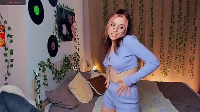 VedaSchulz online show from January 2026 06:44:02 PM