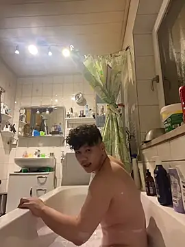 Kingpowerlittel online show from February 2026 06:04:02 PM