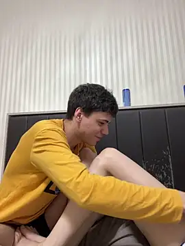 lovburger online show from April 2026 05:30:01 PM