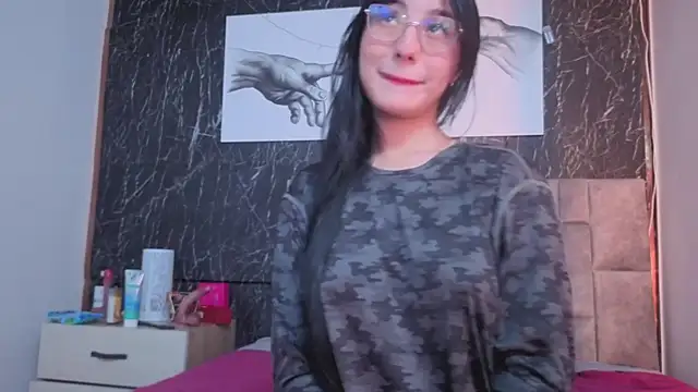 emily vermont online show from October 2025 03:47:02 AM