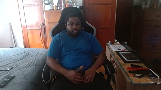 Snapshot of Breadwinnah chatting on July 2026 04:21:02 PM Breadwinnah online show from July 2026 04:21:02 PM