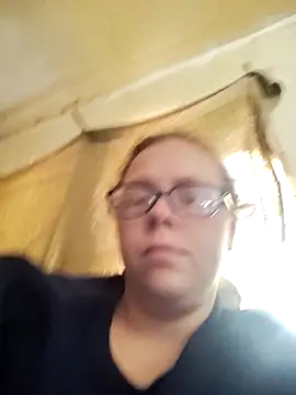 countrymomma online show from September 2025 01:33:02 PM