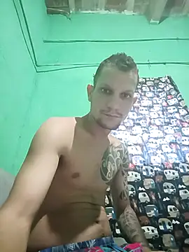 renanvalentim online show from March 2026 07:18:02 PM