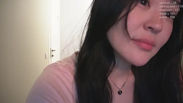 Snapshot of _JiKey_ chatting on January 2025 08:10:01 PM JiKey online show from January 2025 08:10:01 PM