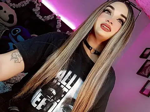 kattie Sweet  online show from November 2025 10:32:01 PM