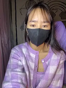 TiNa 04 online show from November 2025 12:24:01 AM