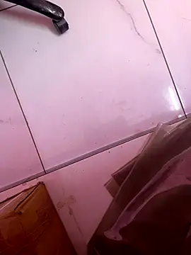 Snapshot of SexyImran chatting on October 2025 08:03:01 AM SexyImran online show from October 2025 08:03:01 AM