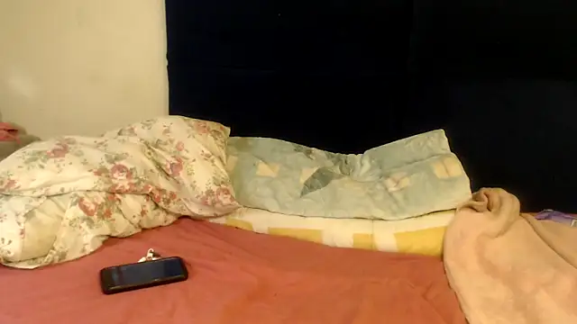 Snapshot of Sexy-Momo chatting on October 2025 12:10:01 AM Sexy-Momo online show from October 2025 12:10:01 AM