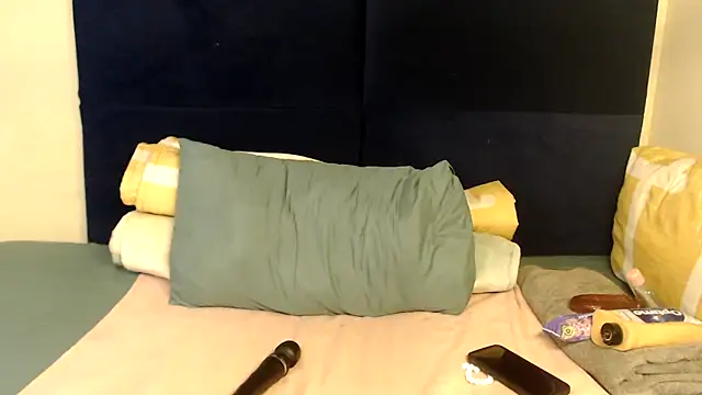 Snapshot of Sexy-Momo chatting on October 2025 09:15:02 PM Sexy-Momo online show from October 2025 09:15:02 PM