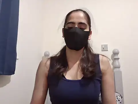 BobtailFormal online show from December 2025 08:36:02 PM