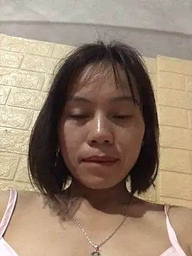 Snapshot of QuingLin chatting on October 2025 11:38:01 PM QuingLin online show from October 2025 11:38:01 PM