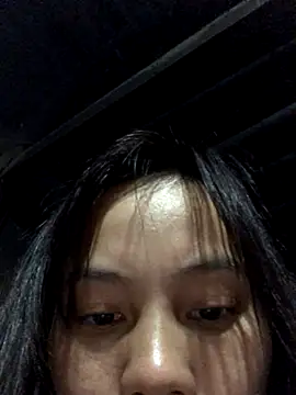 Snapshot of QuingLin chatting on November 2025 10:52:01 PM QuingLin online show from November 2025 10:52:01 PM