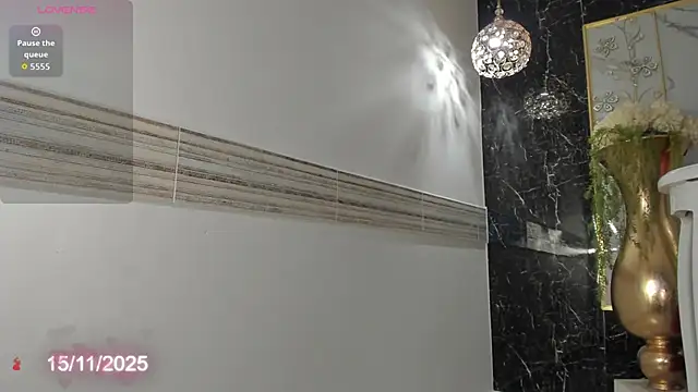 Snapshot of Sophi_Johnson chatting on November 2025 05:35:01 AM Sophi Johnson online show from November 2025 05:35:01 AM