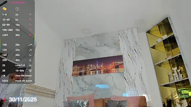 Snapshot of Sophi_Johnson chatting on November 2025 05:11:01 AM Sophi Johnson online show from November 2025 05:11:01 AM