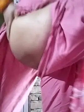 Snapshot of rani8008 chatting on October 2025 05:40:01 AM rani8008 online show from October 2025 05:40:01 AM